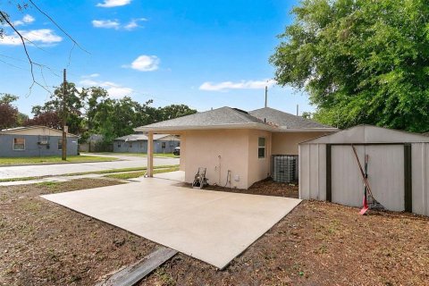 House in Orlando, Florida 3 bedrooms, 127 sq.m. № 2150885 - photo 22