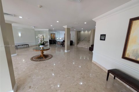 Copropriété à vendre à Hallandale Beach, Floride: 1 chambre, 96.15 m2 № 2033146 - photo 6