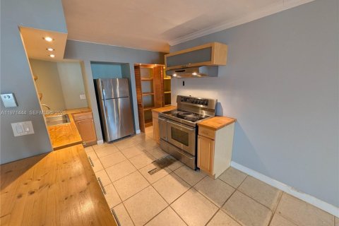 Copropriété à vendre à Hallandale Beach, Floride: 1 chambre, 96.15 m2 № 2033146 - photo 12