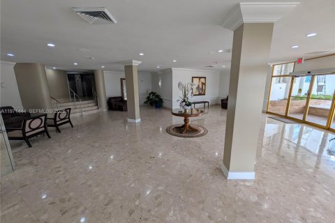 Copropriété à vendre à Hallandale Beach, Floride: 1 chambre, 96.15 m2 № 2033146 - photo 4