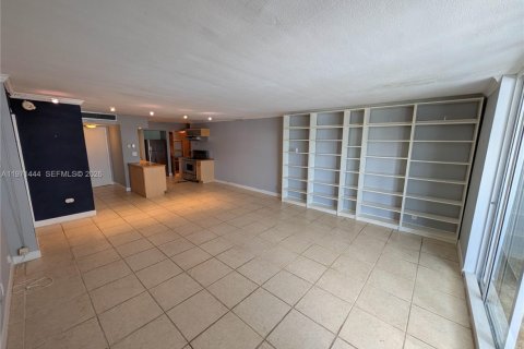 Copropriété à vendre à Hallandale Beach, Floride: 1 chambre, 96.15 m2 № 2033146 - photo 11