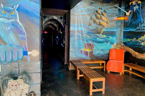 Propiedad comercial en venta en Hollywood, Florida № 1957149 - foto 3