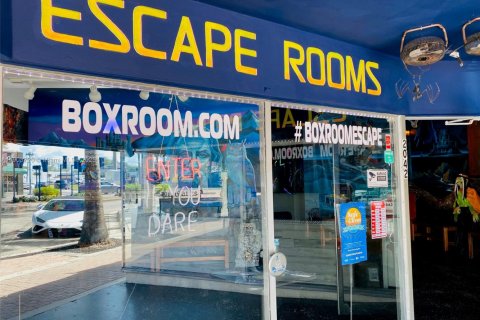 Propiedad comercial en venta en Hollywood, Florida № 1957149 - foto 1