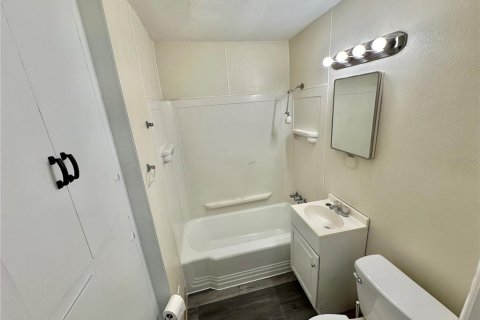 Casa en alquiler en Sebring, Florida, 4 dormitorios, 131.55 m2 № 1828563 - foto 13