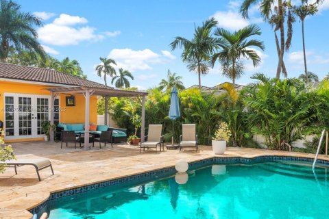 House in Hollywood, Florida 4 bedrooms, 212.19 sq.m. № 1862585 - photo 14
