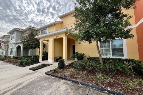 Touwnhouse à vendre à Kissimmee, Floride: 4 chambres, 176.7 m2 № 1519836 - photo 2