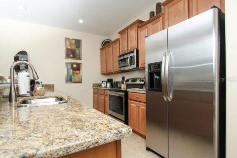 Touwnhouse à vendre à Kissimmee, Floride: 4 chambres, 176.7 m2 № 1519836 - photo 5