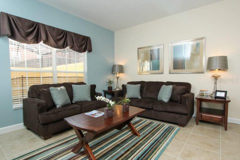 Touwnhouse à vendre à Kissimmee, Floride: 4 chambres, 176.7 m2 № 1519836 - photo 4