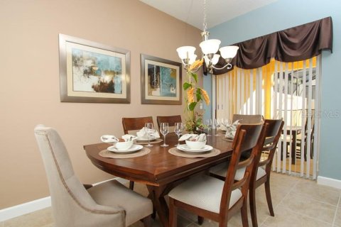 Touwnhouse à vendre à Kissimmee, Floride: 4 chambres, 176.7 m2 № 1519836 - photo 6