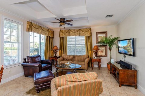 House in Four Corners, Florida 4 bedrooms, 271.09 sq.m. № 1553788 - photo 6