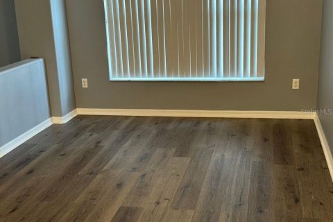 House in Davenport, Florida 3 bedrooms, 166.85 sq.m. № 2224290 - photo 8