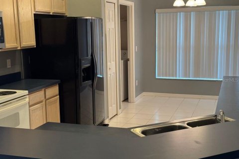 House in Davenport, Florida 3 bedrooms, 166.85 sq.m. № 2224290 - photo 7