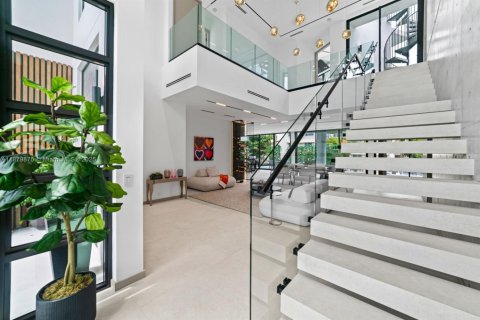 Villa ou maison à vendre à Miami Shores, Floride: 4 chambres № 1931367 - photo 21