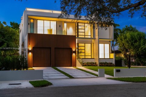 Villa ou maison à vendre à Miami Shores, Floride: 4 chambres № 1931367 - photo 6