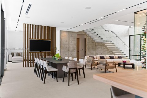 Villa ou maison à vendre à Miami Shores, Floride: 4 chambres № 1931367 - photo 14