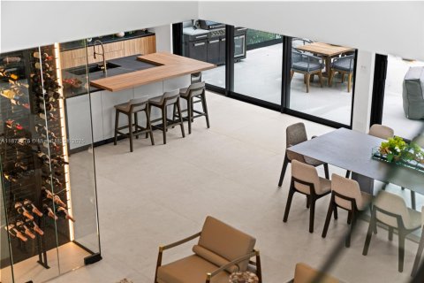 Villa ou maison à vendre à Miami Shores, Floride: 4 chambres № 1931367 - photo 10