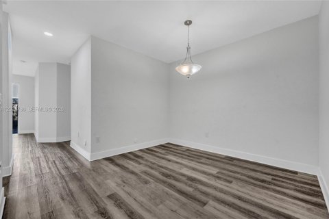 Touwnhouse à vendre à Homestead, Floride: 4 chambres, 174.93 m2 № 2263229 - photo 6