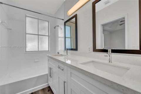 Touwnhouse à vendre à Homestead, Floride: 4 chambres, 174.93 m2 № 2263229 - photo 29