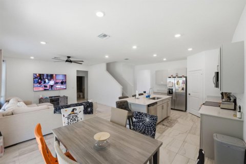 Casa en venta en Stuart, Florida, 5 dormitorios, 240.9 m2 № 2077861 - foto 7