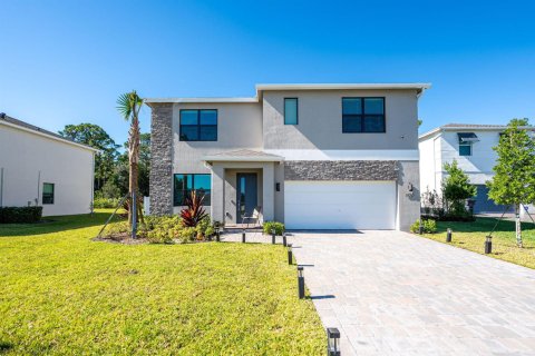 Casa en venta en Stuart, Florida, 5 dormitorios, 240.9 m2 № 2077861 - foto 2