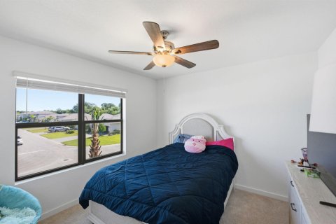 Casa en venta en Stuart, Florida, 5 dormitorios, 240.9 m2 № 2077861 - foto 10