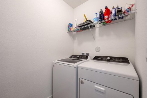 Casa en venta en Stuart, Florida, 5 dormitorios, 240.9 m2 № 2077861 - foto 29