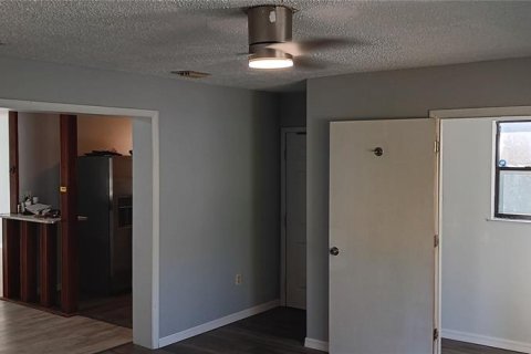 Casa en venta en Gainesville, Florida, 4 dormitorios, 153.47 m2 № 2100730 - foto 15