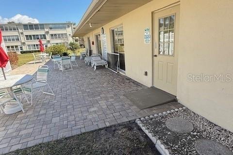 Condo in Saint Petersburg, Florida, 1 bedroom  № 2219553 - photo 24