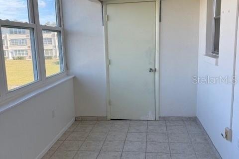 Condo in Saint Petersburg, Florida, 1 bedroom  № 2219553 - photo 19