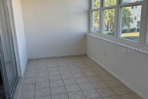 Condo in Saint Petersburg, Florida, 1 bedroom  № 2219553 - photo 18