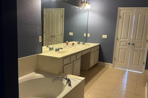 Condominio en venta en Davenport, Florida, 3 dormitorios, 191.29 m2 № 1648179 - foto 26