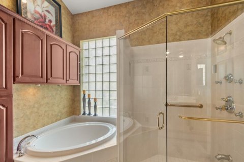 Villa ou maison à vendre à Port St. Lucie, Floride: 3 chambres, 208.19 m2 № 2368400 - photo 24