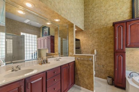 Villa ou maison à vendre à Port St. Lucie, Floride: 3 chambres, 208.19 m2 № 2368400 - photo 22