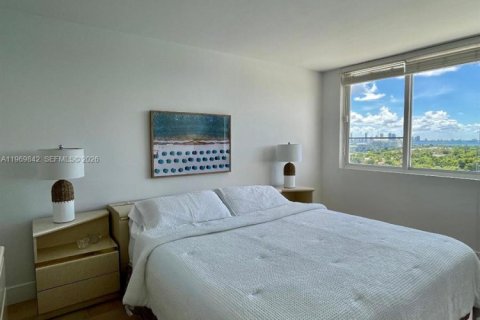 Condominio en alquiler en Miami Beach, Florida, 1 dormitorio, 87.51 m2 № 2030586 - foto 14