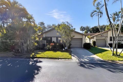 Casa en Coconut Creek, Florida 2 dormitorios, 128.11 m2 № 2005003