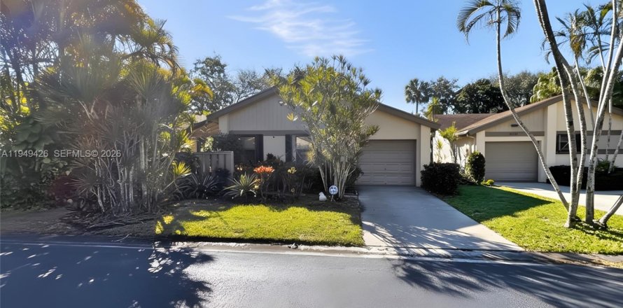 Дом в Коконат Крик, Флорида 2 спальни, 128.11м2 № 2005003