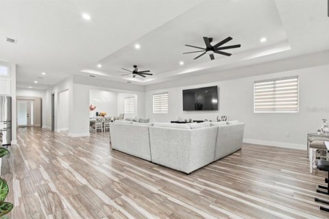 Villa ou maison à vendre à Tampa, Floride: 5 chambres, 304.07 m2 № 2398926 - photo 13