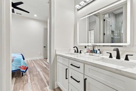 Villa ou maison à vendre à Tampa, Floride: 5 chambres, 304.07 m2 № 2398926 - photo 30