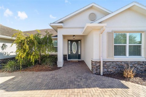 House in Ocala, Florida 3 bedrooms, 250.93 sq.m. № 2122663 - photo 5