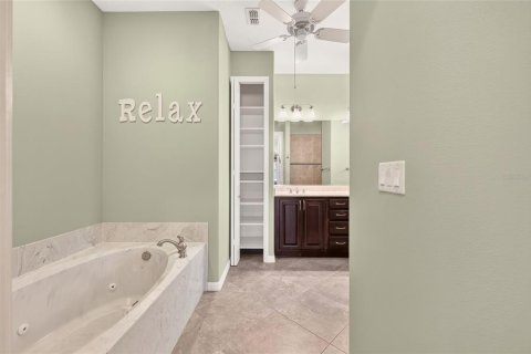 Villa ou maison à vendre à Ocala, Floride: 3 chambres, 250.93 m2 № 2122663 - photo 21