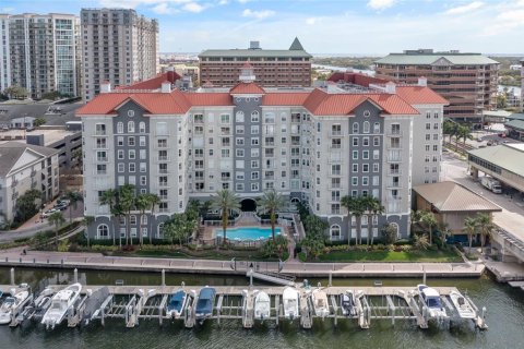 Condo in Tampa, Florida, 2 bedrooms  № 2156408