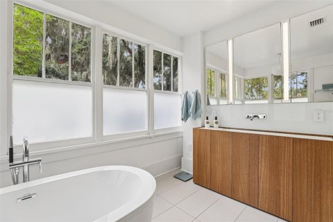 House in Orlando, Florida 3 bedrooms, 271.92 sq.m. № 1815296 - photo 21