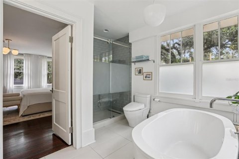 House in Orlando, Florida 3 bedrooms, 271.92 sq.m. № 1815296 - photo 22