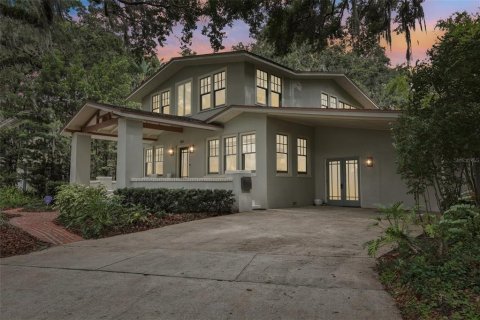 House in Orlando, Florida 3 bedrooms, 271.92 sq.m. № 1815296 - photo 2