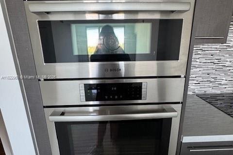 Condo in Doral, Florida, 2 bedrooms № 1936057 - photo 5