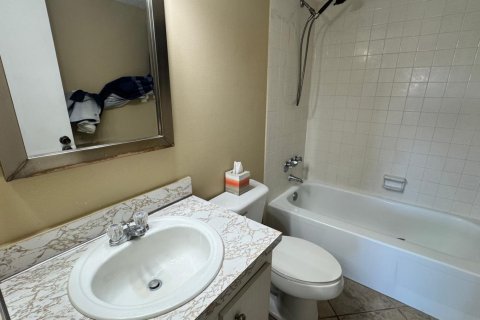 Copropriété à vendre à Pompano Beach, Floride: 2 chambres, 104.98 m2 № 2146007 - photo 14