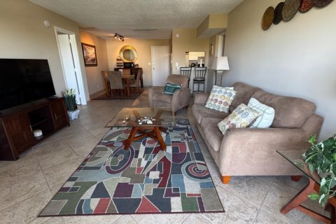 Copropriété à vendre à Pompano Beach, Floride: 2 chambres, 104.98 m2 № 2146007 - photo 5