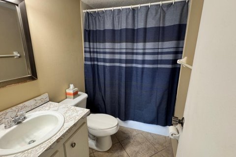 Copropriété à vendre à Pompano Beach, Floride: 2 chambres, 104.98 m2 № 2146007 - photo 15