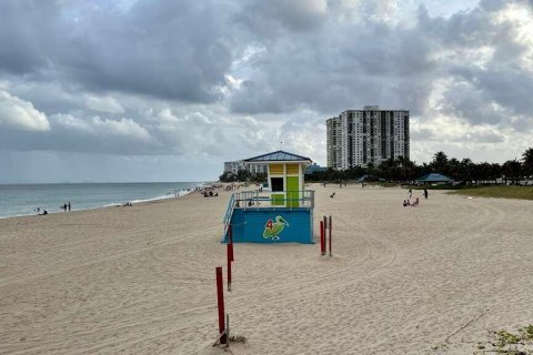 Copropriété à vendre à Pompano Beach, Floride: 2 chambres, 104.98 m2 № 2146007 - photo 30
