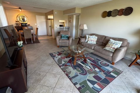 Copropriété à vendre à Pompano Beach, Floride: 2 chambres, 104.98 m2 № 2146007 - photo 11